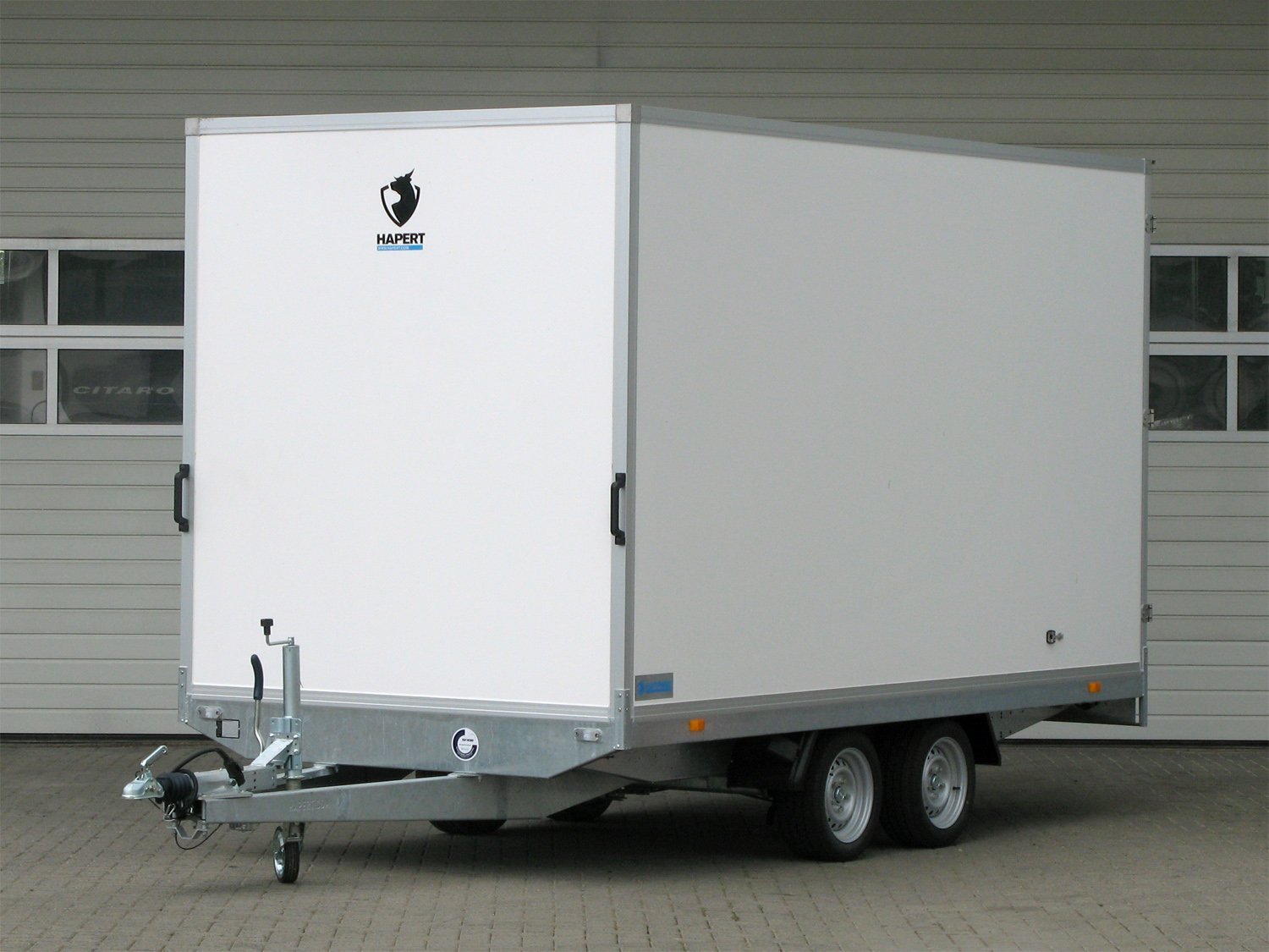 Remorque fourgon Hapert Sapphire H2 2700 en panneaux multiplex