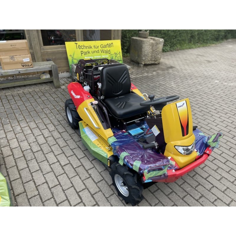 Tondeuse autoportée CANYCOM CMX 1402