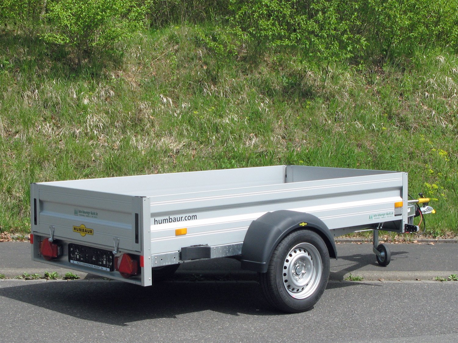Remorque utilitaire Humbaur HA132513 KV ridelle avant rabattable