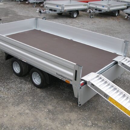 Remorque plateau Humbaur HN253118 avec rampes aluminium et 10 anneaux d’arrimage