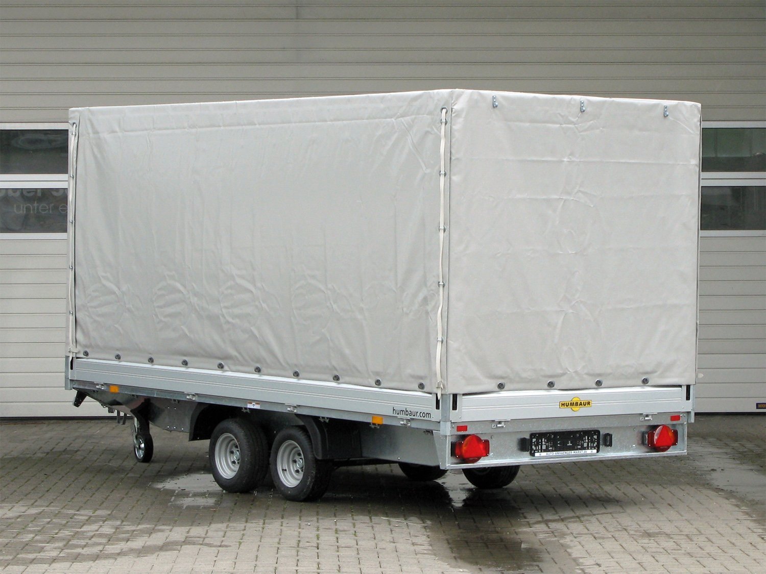 Remorque plateau HUMBAUR HN254118 bâche 1800 mm