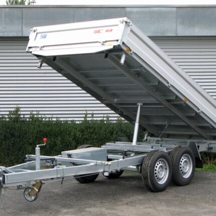 Benne trilatérale Unsinn UDK 3017-26-13 à plancher acier et pompe électrique